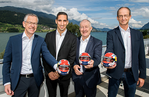 Der Schweizer Rennfahrer Sébastien Buemi ist jetzt ein Mitglied der maxon Familie